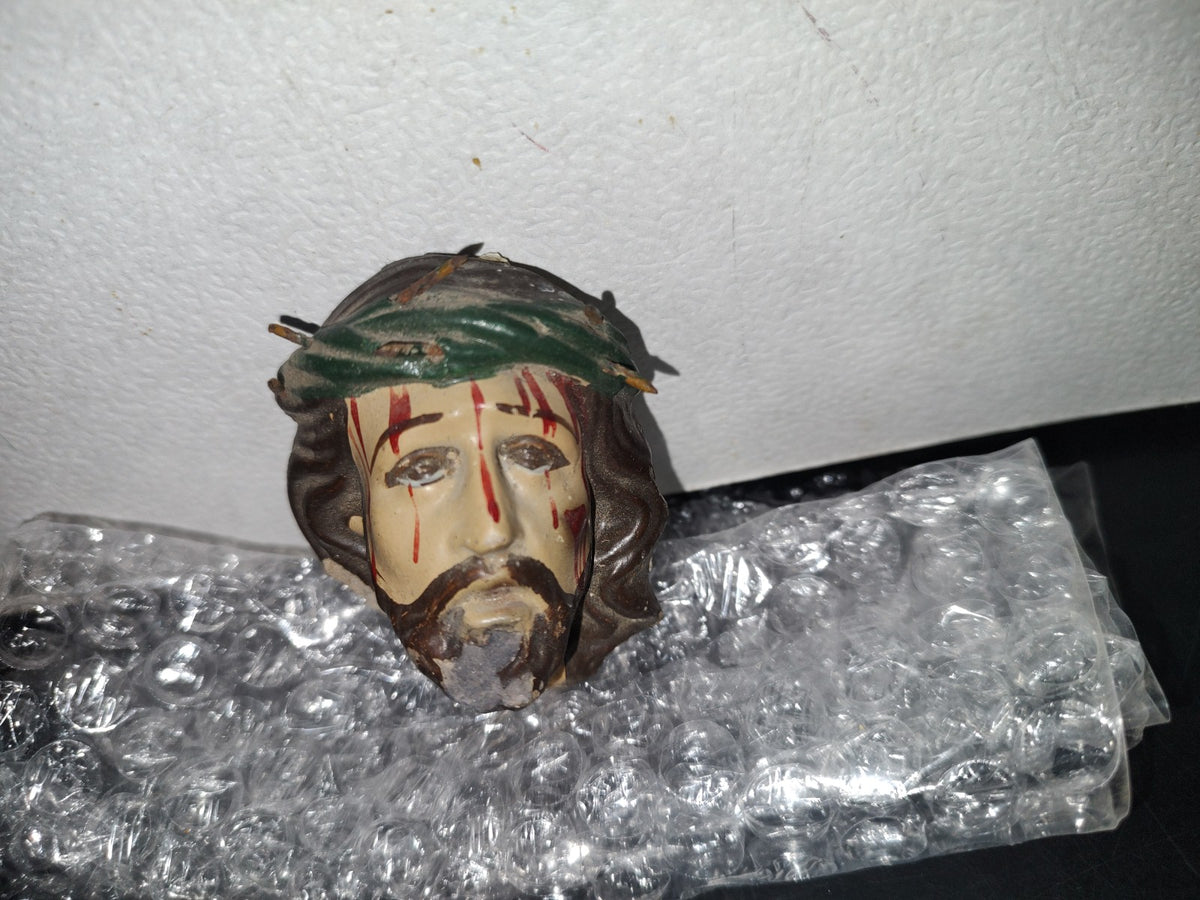 A3- Antigua Cabeza De Barro De Jesucristo Con Corona De Espinas - 60'S - 70'S