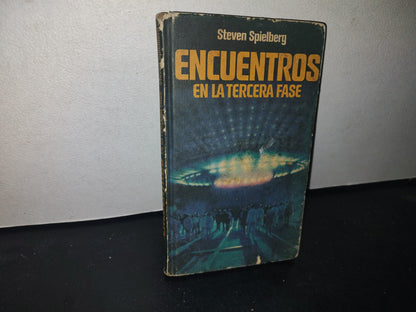 66- Encuentros En La Tercera Fase - Steven Spielberg - Círculo De Lectores 1978
