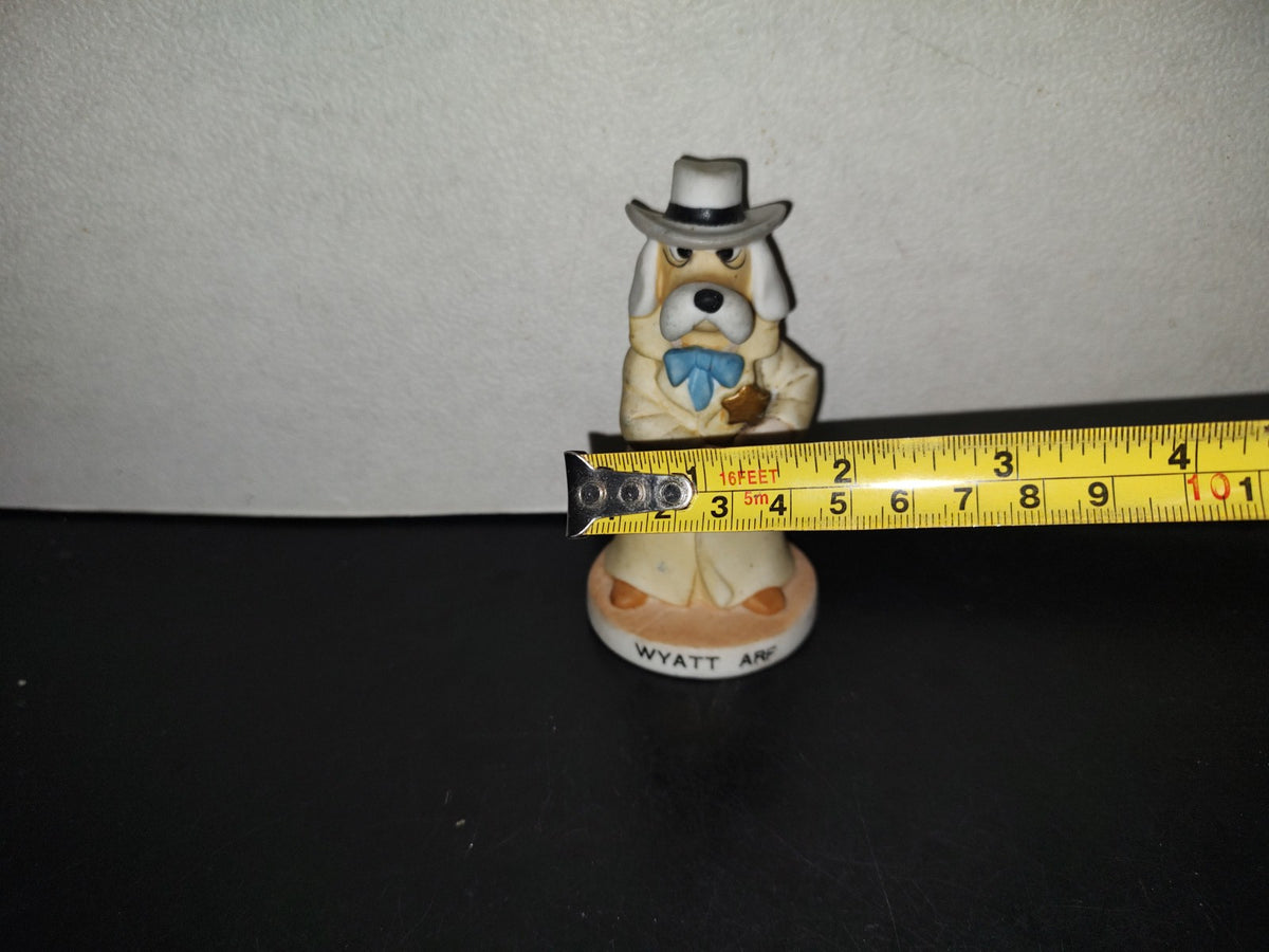 A5- Figura De Porcelana. Perro Gangster. The Prairie Dawgs Collection - 90'S