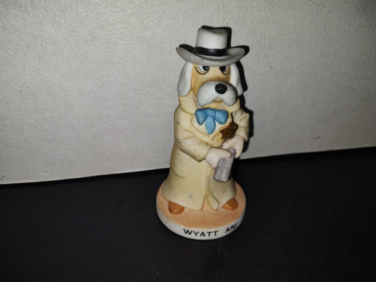 A5- Figura De Porcelana. Perro Gangster. The Prairie Dawgs Collection - 90'S
