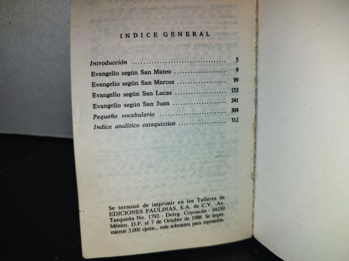 209- Los Santos Evangelios. Ediciones Paulinas - 1988