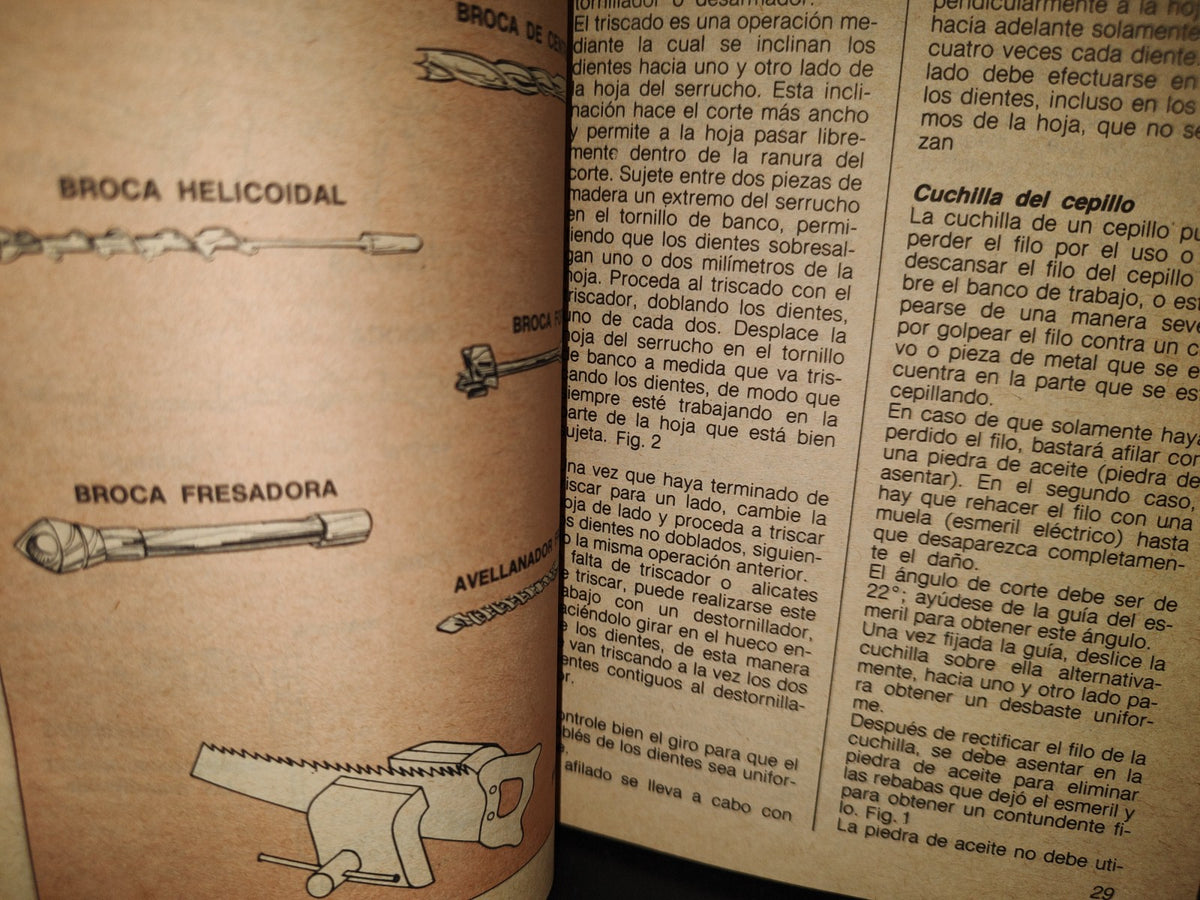 196- Enciclopedia De Última Moda No. 5: Cómo Hacer Muebles - 1985