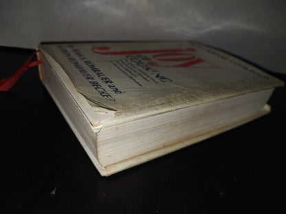 100- Joy Of Cooking - Irma S. Rombauer, Marion Rombauer Becker - The Bobbs-Merrill Company - 1975
