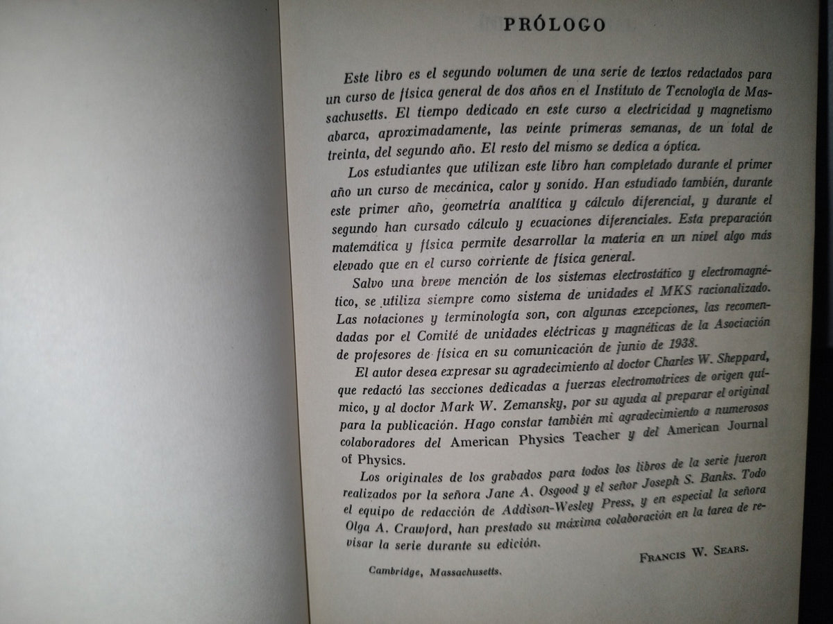 196- Fundamentos De Física II, Electricidad Y Magnetismo - Francis W. Sears - Aguilar, 1972