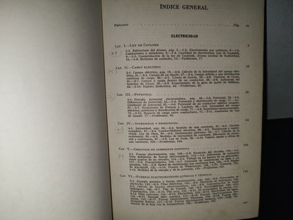 196- Fundamentos De Física II, Electricidad Y Magnetismo - Francis W. Sears - Aguilar, 1972