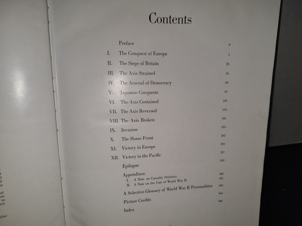 91- Life's Picture History Of World War II - The Incorporated New York - 1950