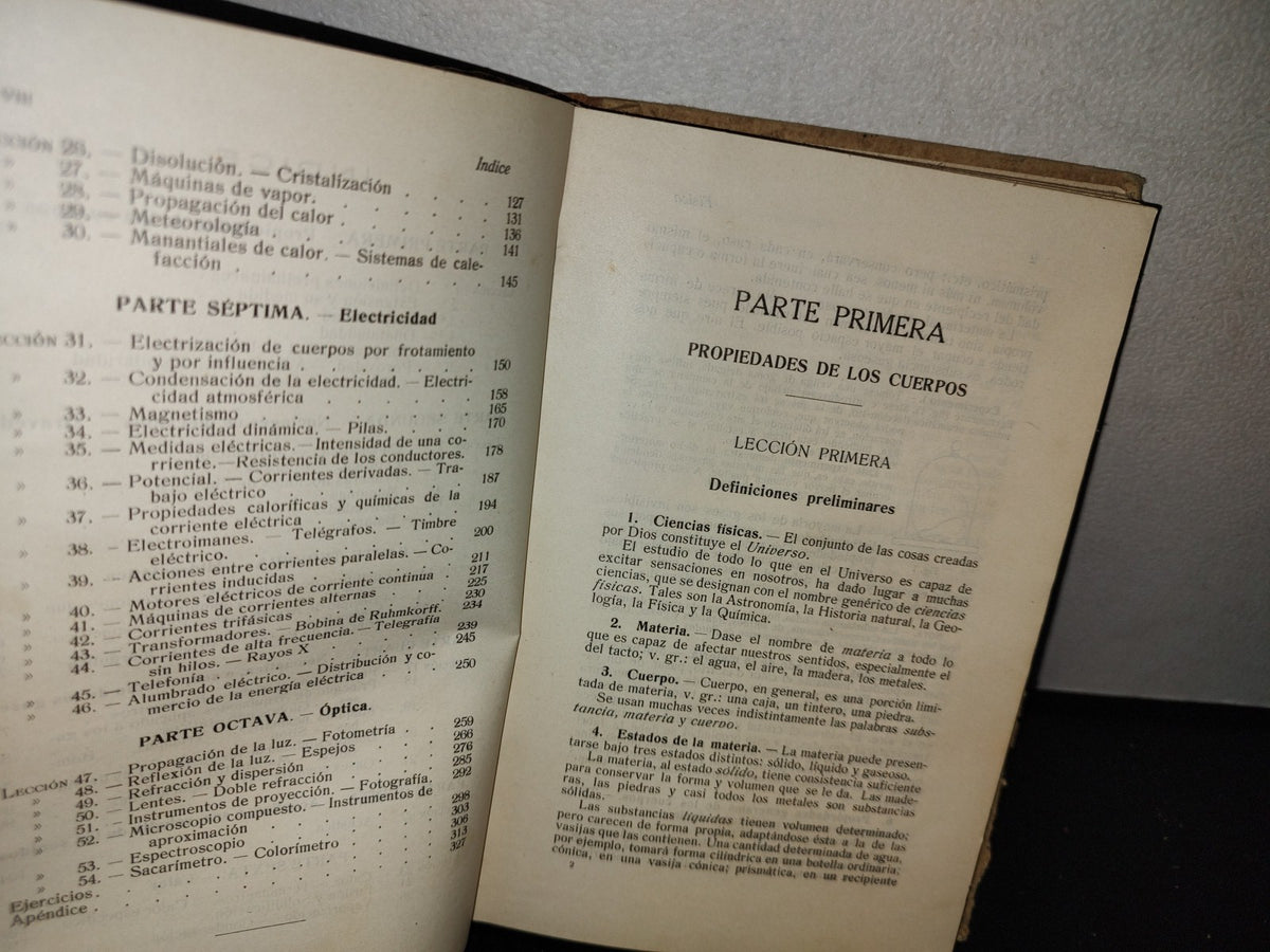 63- Elementos De Física Con Numerosas Aplicaciones - Por F. T. D. - 1920