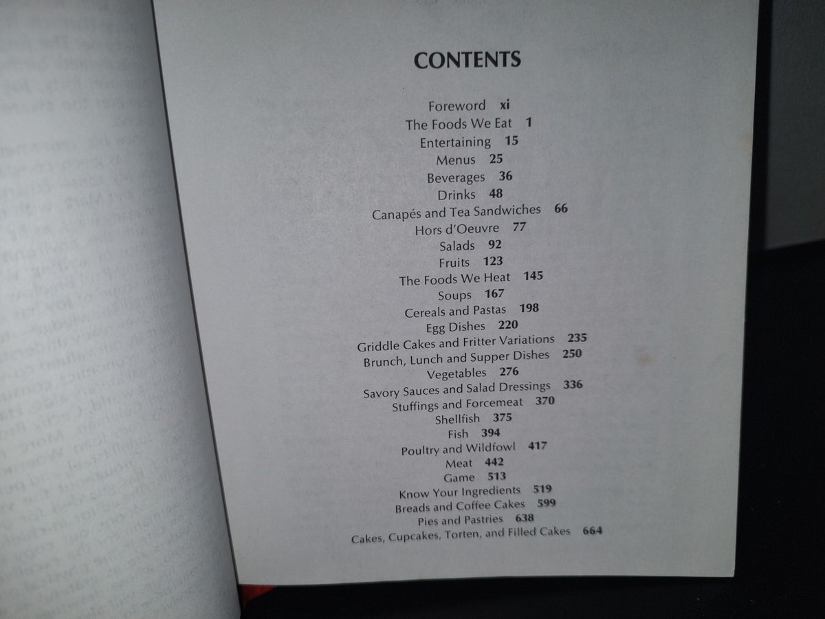 100- Joy Of Cooking - Irma S. Rombauer, Marion Rombauer Becker - The Bobbs-Merrill Company - 1975