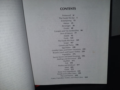 100- Joy Of Cooking - Irma S. Rombauer, Marion Rombauer Becker - The Bobbs-Merrill Company - 1975