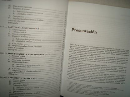 1- Introducción A La Economía. Libro De Prácticas. Macroeconomía - Juan A. Gimeno. McGraw-Hill