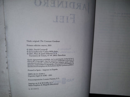 75- El Jardinero Fiel - John Le Carré - Primera Edición 2001