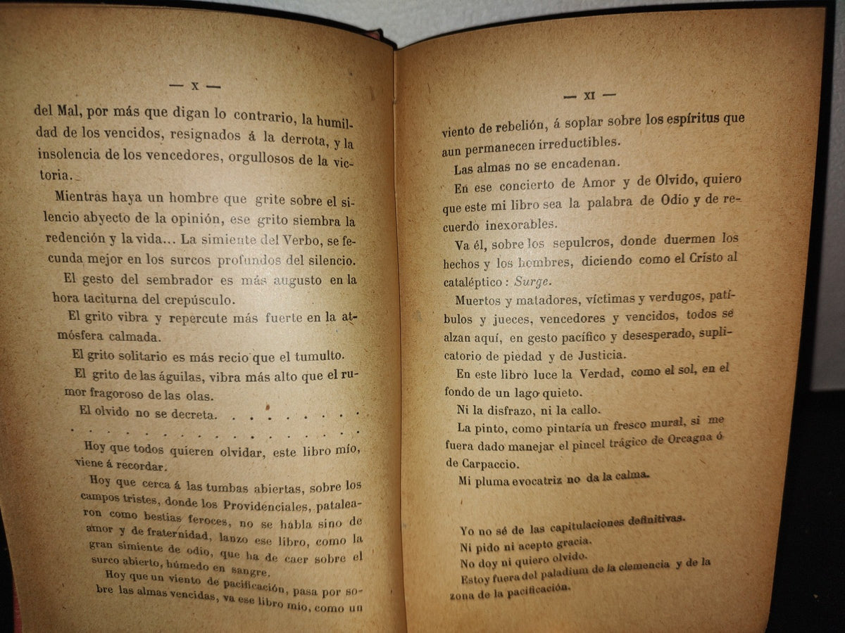59- Los Divinos Y Los Humanos - J. M. Vargas Vila - París, Librería Americana, 1908