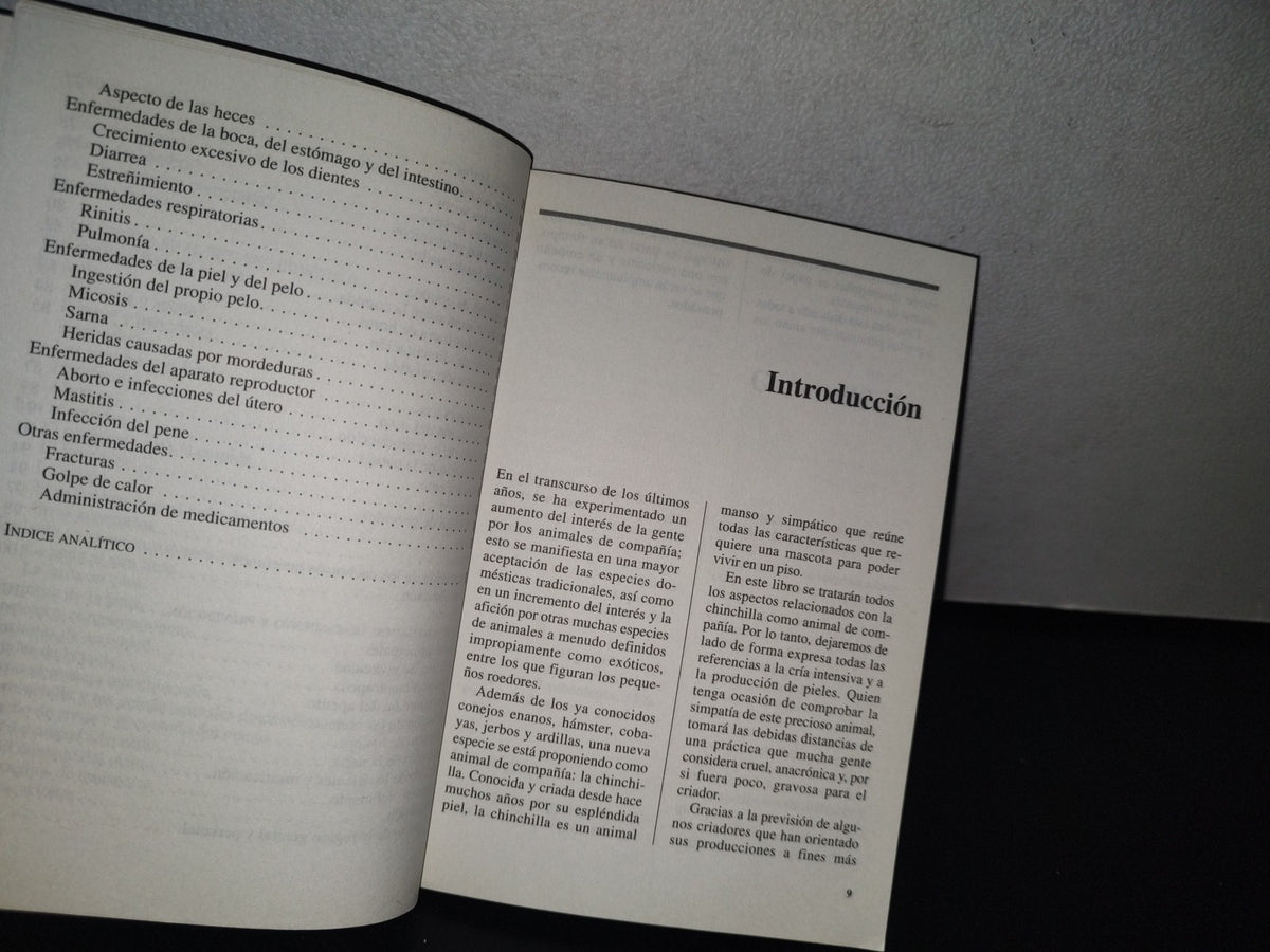 83- La Chinchilla - Vittorio Capello - Editorial De Vecchi, S. A. - 1999