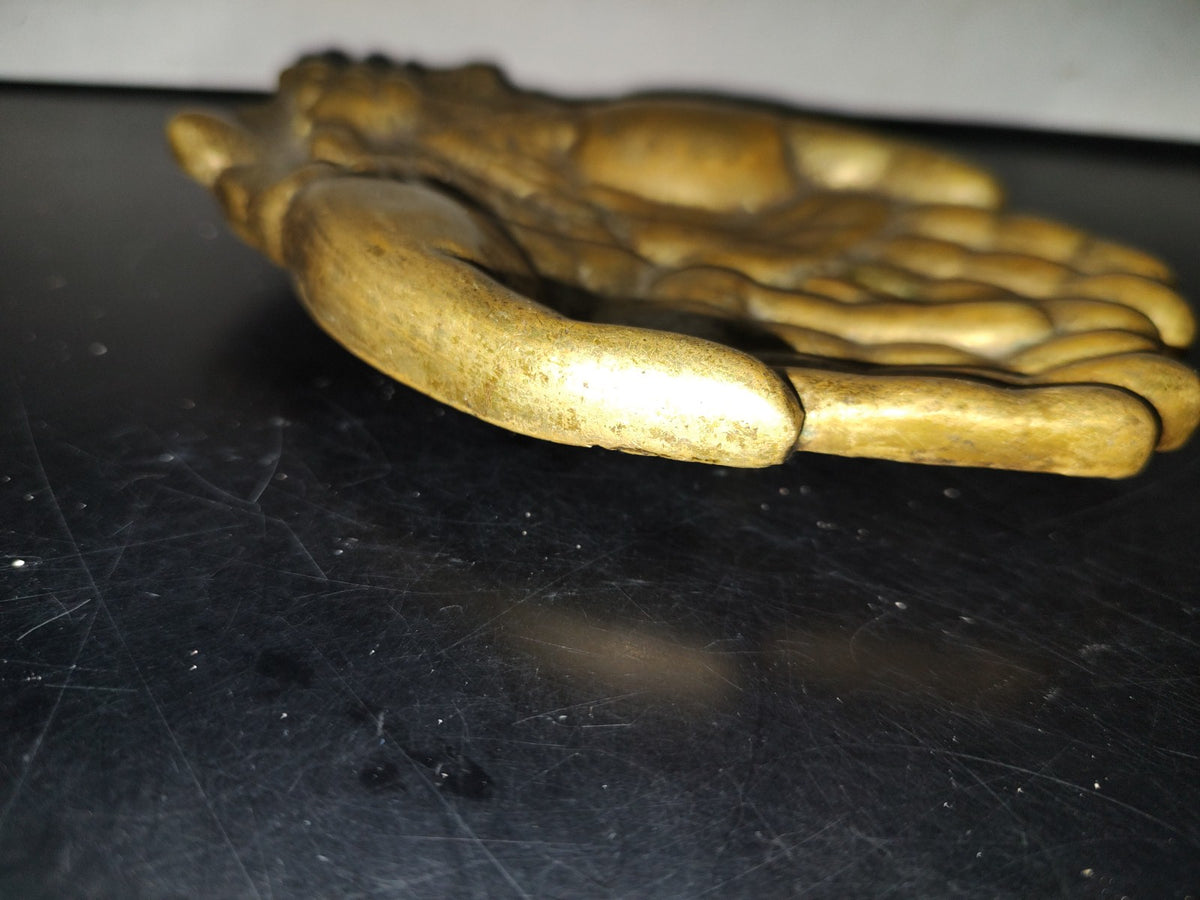 A5- Pieza De Bronce: Jabonera Grande Representación De Manos Juntas Y Uvas - 60'S - 70'S