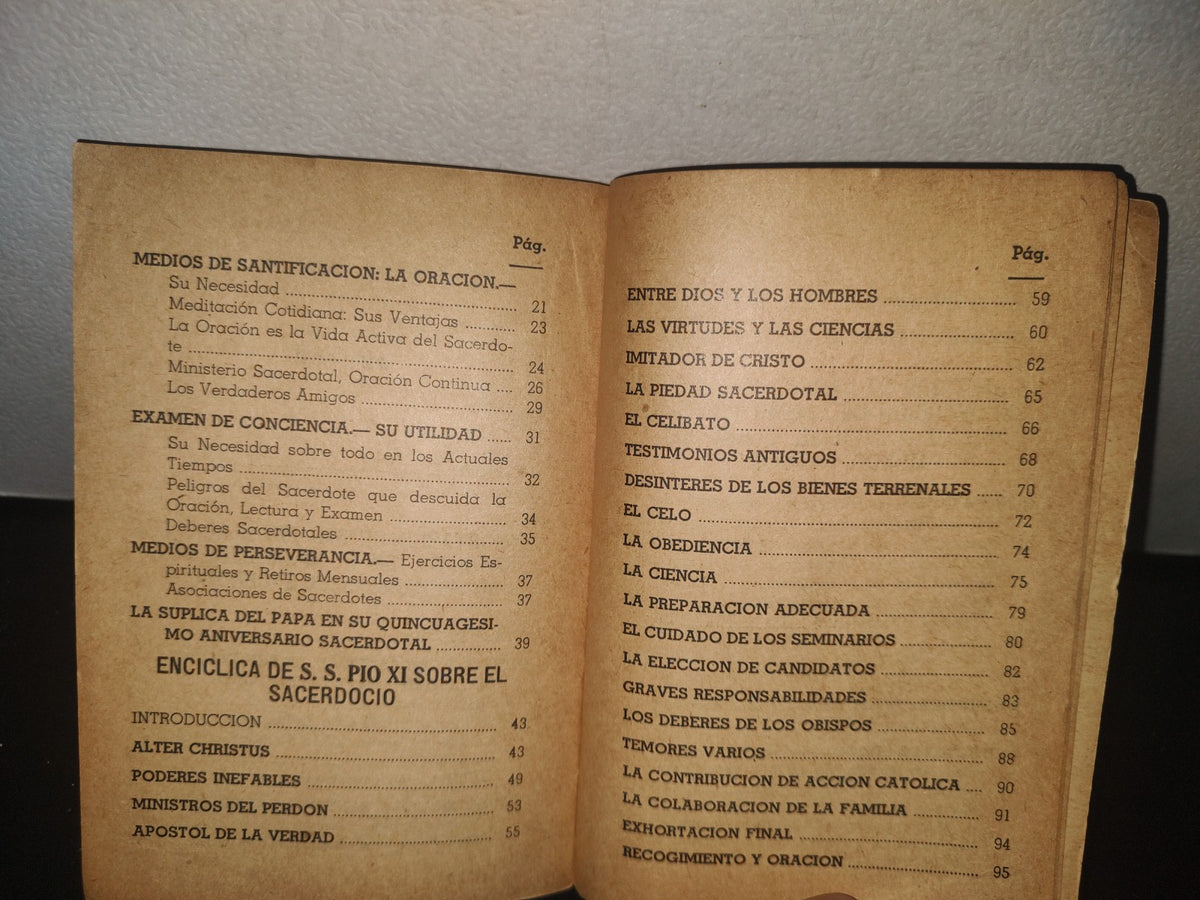 23- Orientación Sacerdotal. Tres Importantes Documentos De Los Sumos Pontífices San Pío X, Pío XI Y Pío XII - "Buena Prensa" 1954