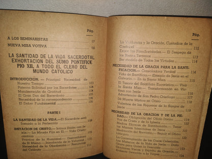 23- Orientación Sacerdotal. Tres Importantes Documentos De Los Sumos Pontífices San Pío X, Pío XI Y Pío XII - "Buena Prensa" 1954