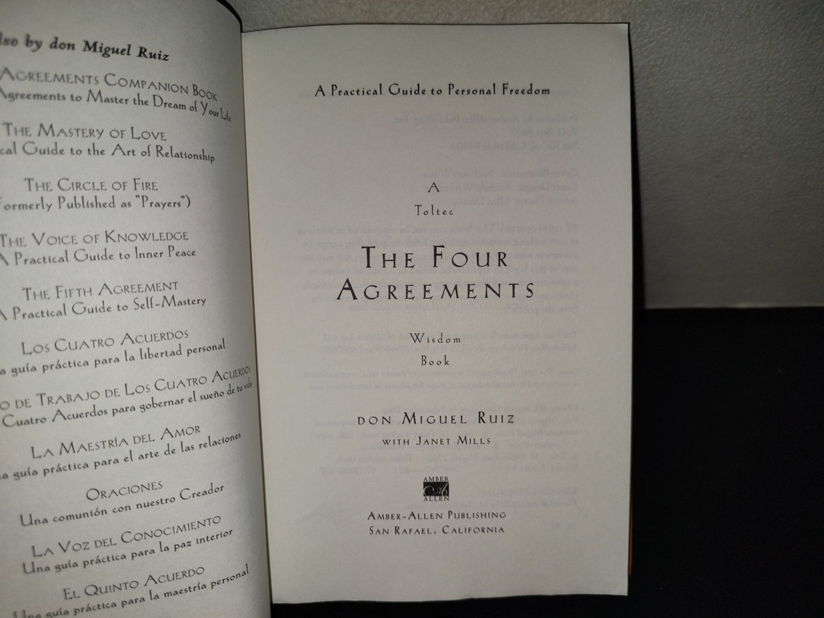 202- The Four Agreements. A Toltec Wisdom Book - Don Miguel Ruiz - 1997