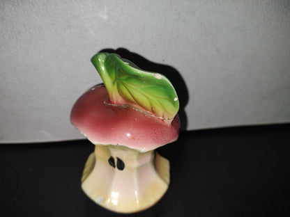 A3- Pieza De Cerámica Esmaltada. Salero En Forma De Manzana Mordida - 80'S