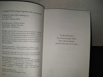 202- The Four Agreements. A Toltec Wisdom Book - Don Miguel Ruiz - 1997