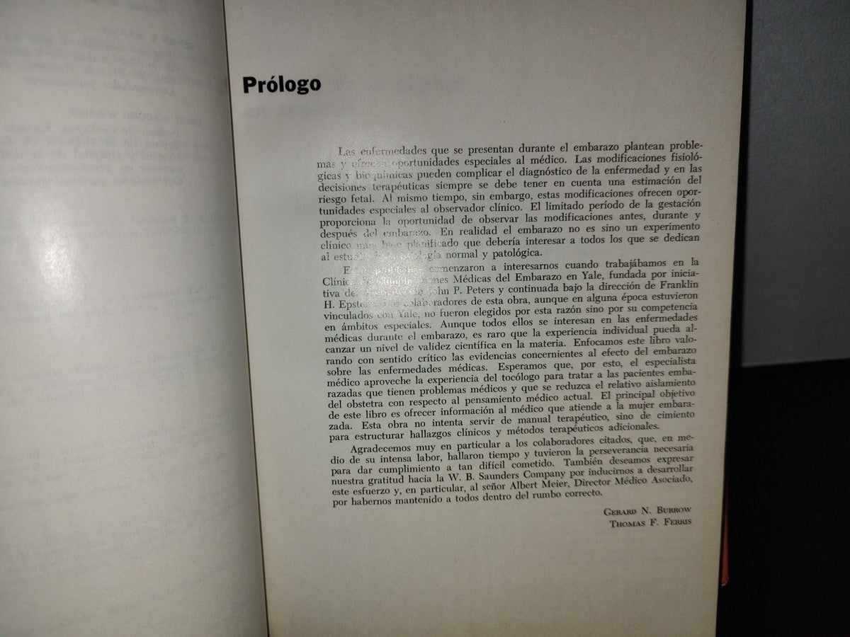 124- Complicaciones Médicas Durante El Embarazo - Burrow, Ferris. Editorial Médica Panamericana 1977