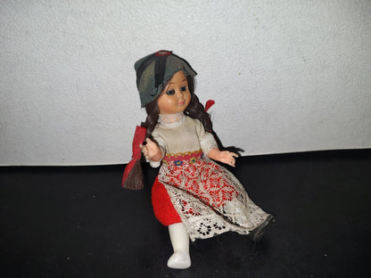 A3- Muñeca De Trenzas Vintage. Con Vestido Y Gorro. Ojos Movibles - 70'S