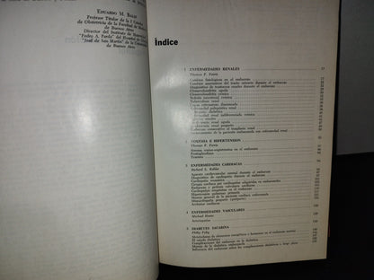 124- Complicaciones Médicas Durante El Embarazo - Burrow, Ferris. Editorial Médica Panamericana 1977