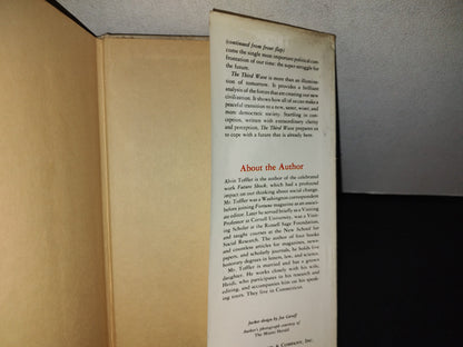 212- The Third Wave - Alvin Toffler - William Morrow And Company, Inc. - First Edition 1980