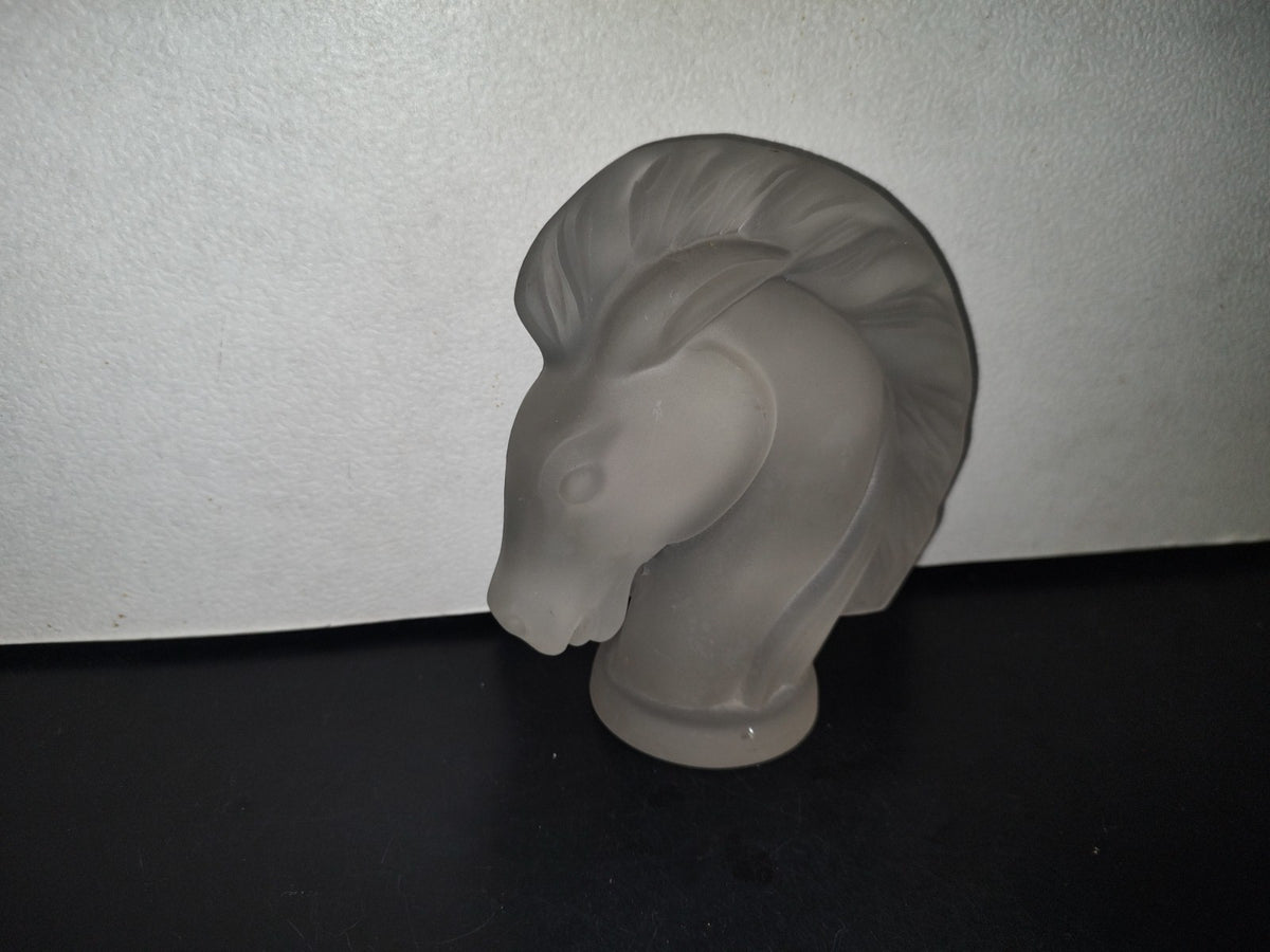 A3- Pieza Maciza De Cristal Esmerilado. Cabeza De Caballo - 80'S - 90'S