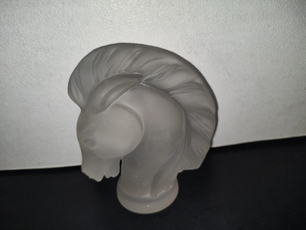 A3- Pieza Maciza De Cristal Esmerilado. Cabeza De Caballo - 80'S - 90'S