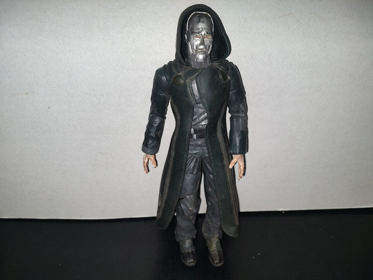 A3- Figura Doctor Doom. De La Película Cuatro Fantásticos. Ff © 2005 Marvel Made In China Toy Biz Ww