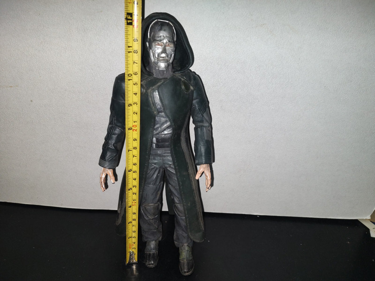 A3- Figura Doctor Doom. De La Película Cuatro Fantásticos. Ff © 2005 Marvel Made In China Toy Biz Ww