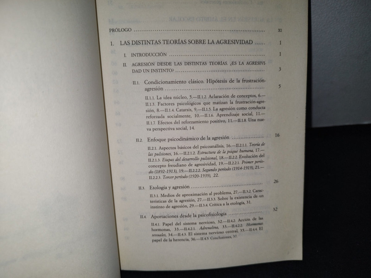 172- Conflictividad Y Violencia En Los Centros Escolares - José Melero Martín