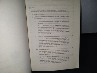 172- Conflictividad Y Violencia En Los Centros Escolares - José Melero Martín