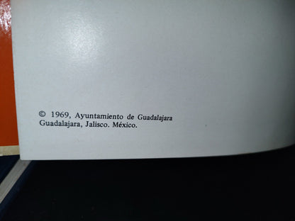 75- El Panteón Romántico De Guadalajara - Víctor Manuel Villegas - Primera Edición, 1969, Ayuntamiento De Guadalajara