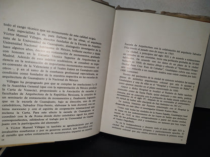 75- El Panteón Romántico De Guadalajara - Víctor Manuel Villegas - Primera Edición, 1969, Ayuntamiento De Guadalajara