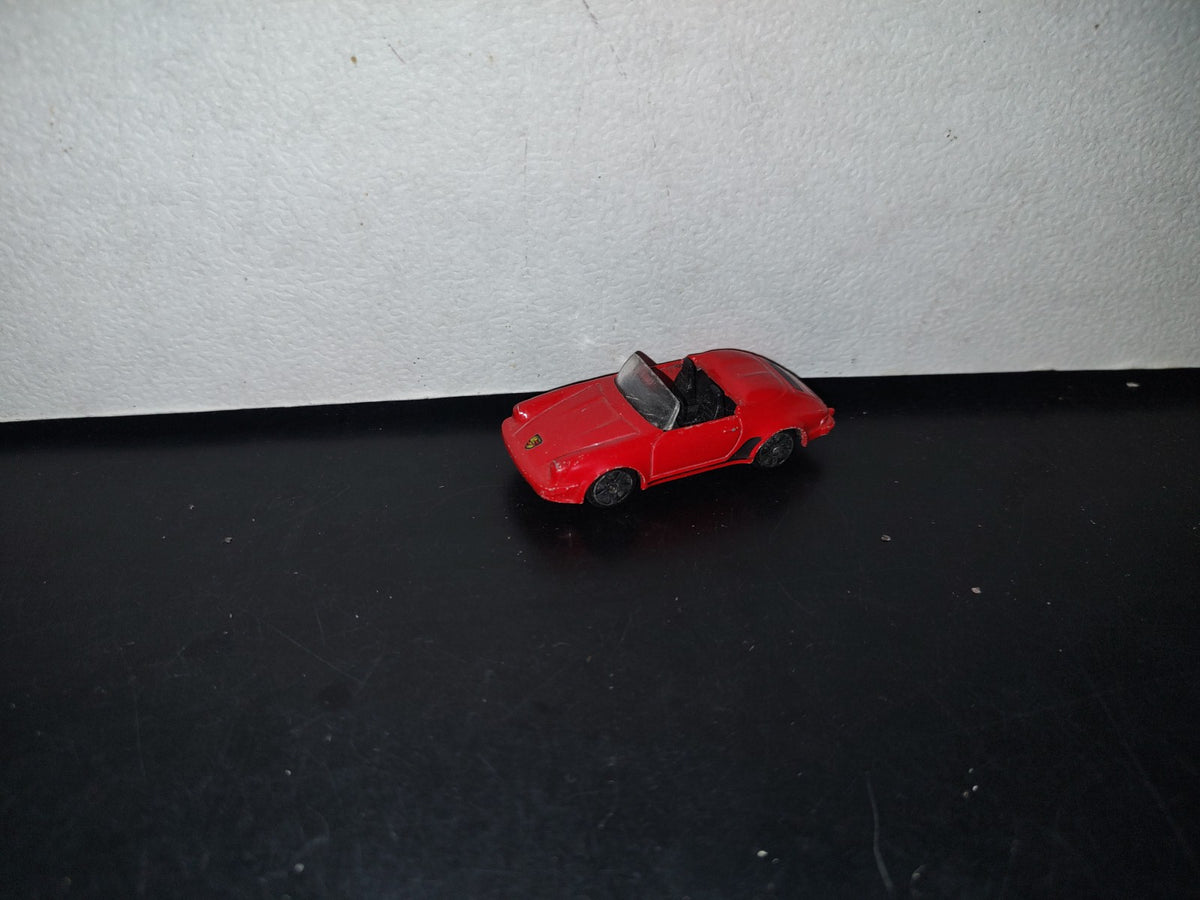 A3- Coche Porsche Rojo E 911 Speedster - Maisto - 2000'S