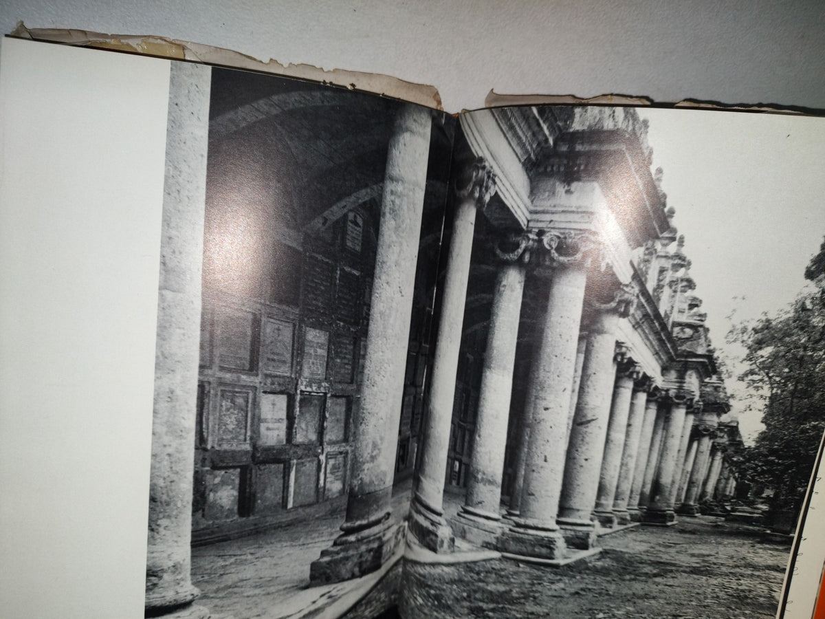 75- El Panteón Romántico De Guadalajara - Víctor Manuel Villegas - Primera Edición, 1969, Ayuntamiento De Guadalajara