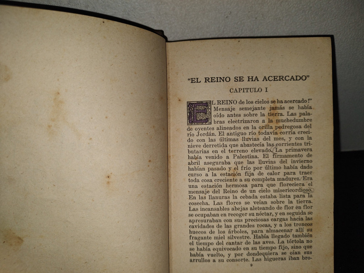 114- Antiguo Libro De La Watchtower, Testigos De Jehová: El Reino Se Ha Acercado - 1947