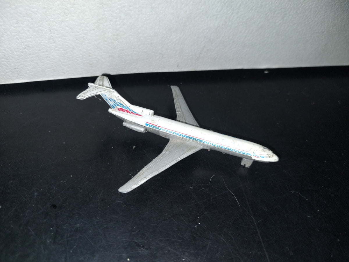 A3- Avión De Metal. Delta - Boeing 727