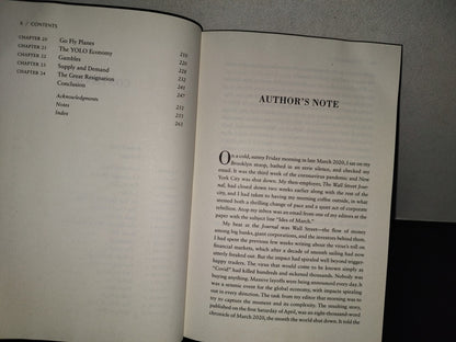 220- Crash Landing. The Inside Story Of How The World'S Biggest Companies Survived An Economy On The Brink - Liz Hoffman. Crown, New York - First Edition 2023