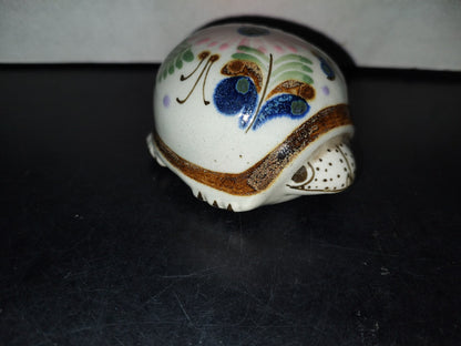 A5- Pieza De Cerámica Mexicana Decorada. Tortuga Con Cabeza Semiescondida - 80'S