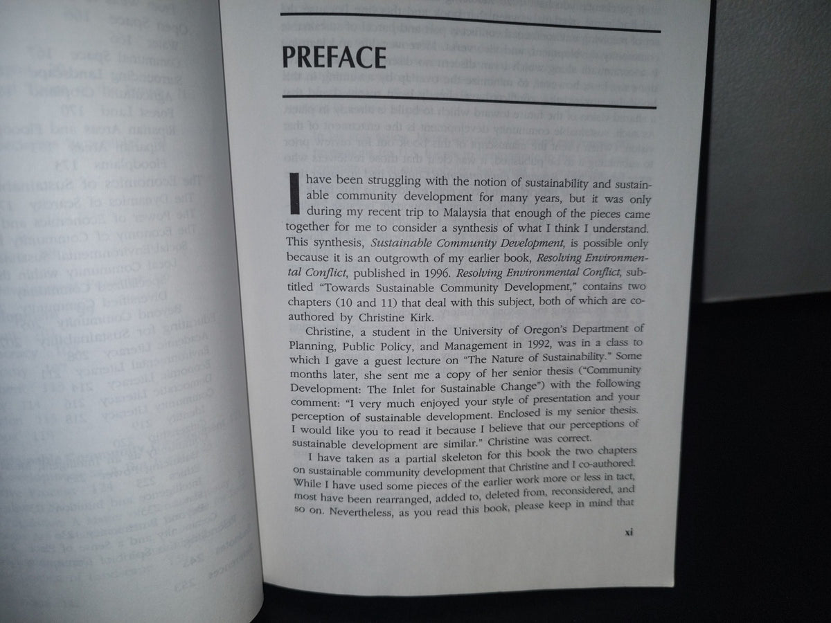 96- Sustainable Community Development. Principles And Concepts - Chris Maser