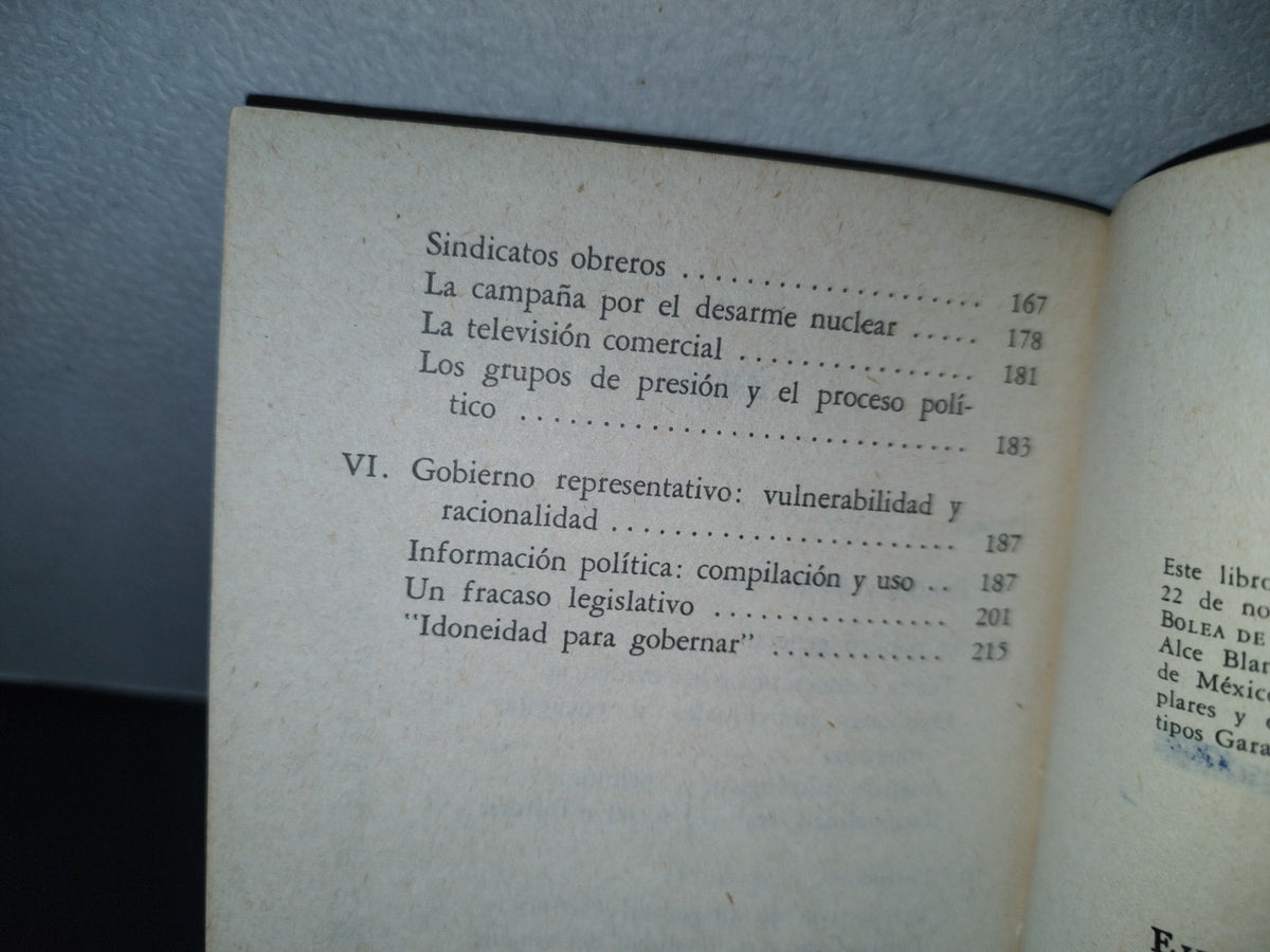 93- Opiniones, Públicos Y Grupos De Presión. Graeme C. Moodie Y Gerald Studdert-Kennedy 1A. Ed. 1975