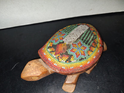 A5- Alhajero Tortuga De Madera Con Incrustaciones De Chaquira En El Lomo - 80'S
