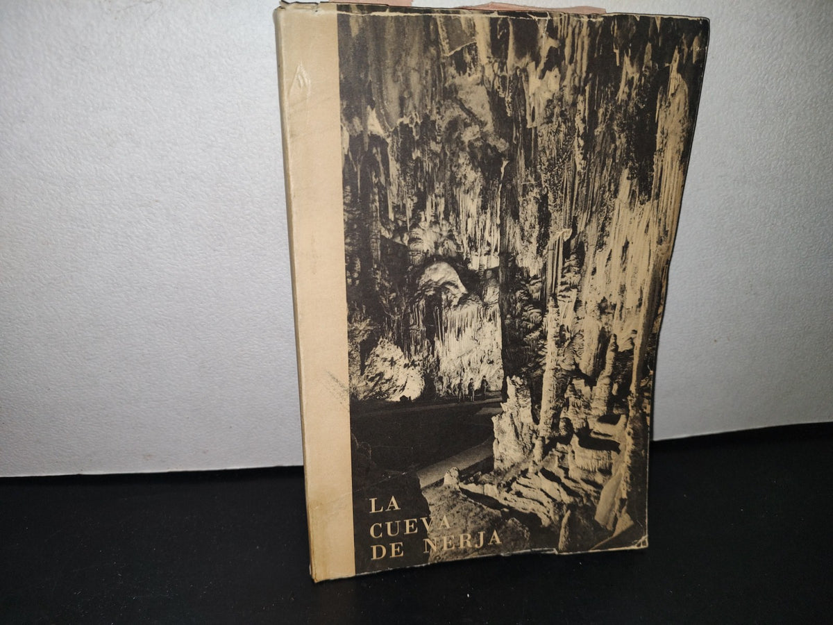 23- La Cueva De Nerja - Editado Por El Patronato De La Cueva De Nerja - 1970