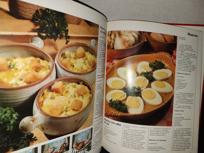 114- La Cocina Y Su Arte 3. Huevos, Pastas, Salsas - Ediciones Catell - 80'S