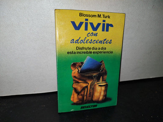 66- Vivir Con Adolescentes - Blossom M. Turk