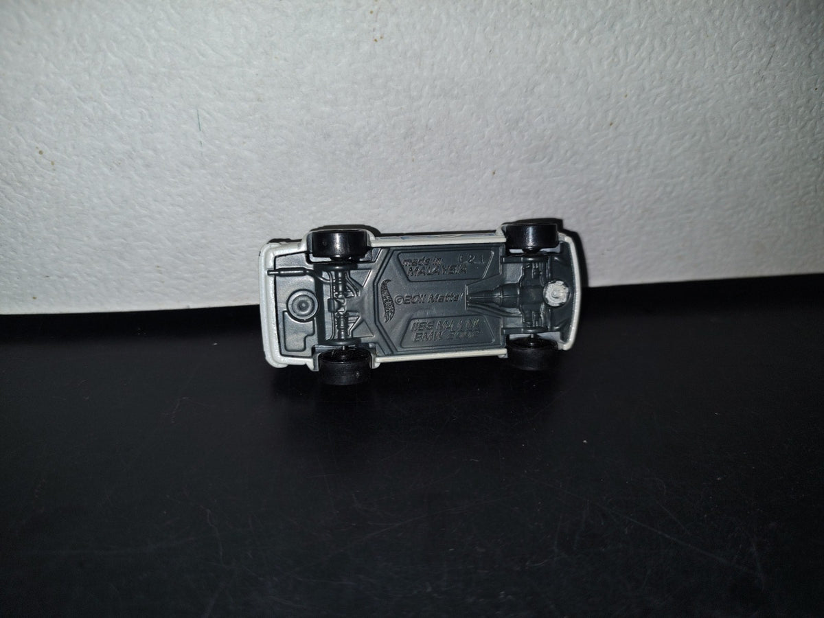 A3- Coche A Escala. 1186 Mj, 1, Nl Bmw 2002 - Marca Hot Wheels - 2011