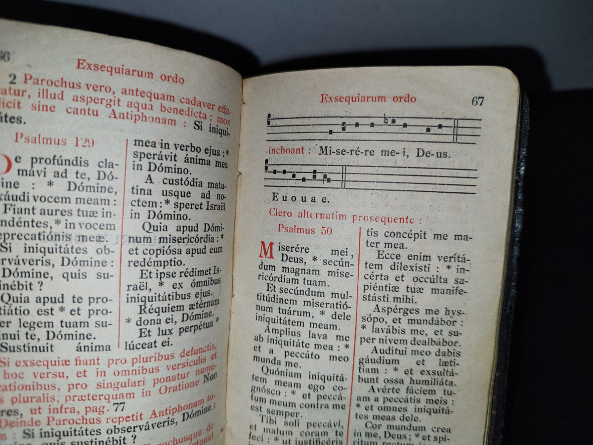 59- Latín. Extractum E Rituali Romano. Mechliniae, H. Dessain - 1926