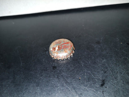 A3- Corcholata / Chapa Con Imagen De Foca Salty De Disney De Coca-Cola De Principios De Los 90'S